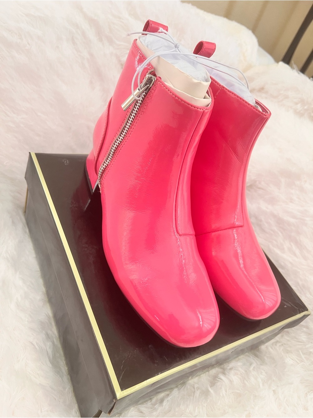 I. Miller Girls Ankle Boots size 5 Lupe Pink